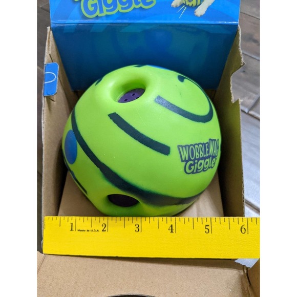 New Wobble Wag Giggle Dog Toy as seen on tv GREEN INDOOR OUTDOOR BALL - Picture 8 of 9